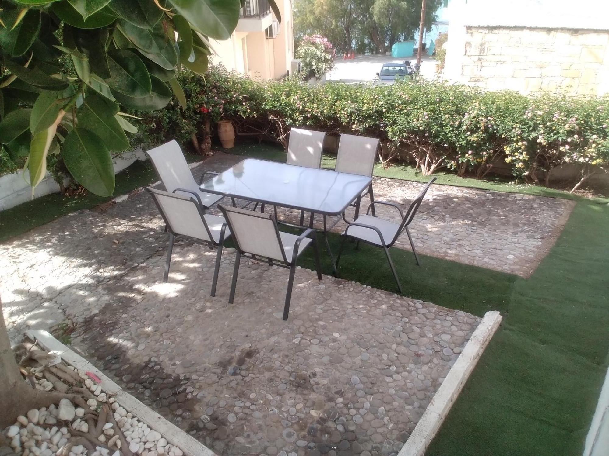 President Guest House Keratokampos Exterior foto